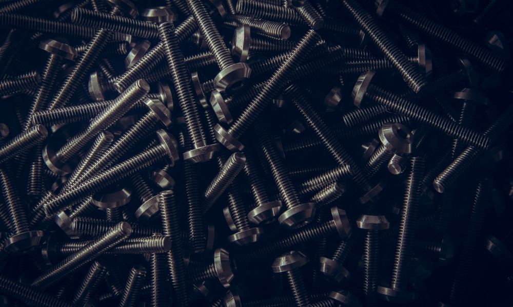 What Are the Different Types of Screws and Their Uses? cats claw fasteners